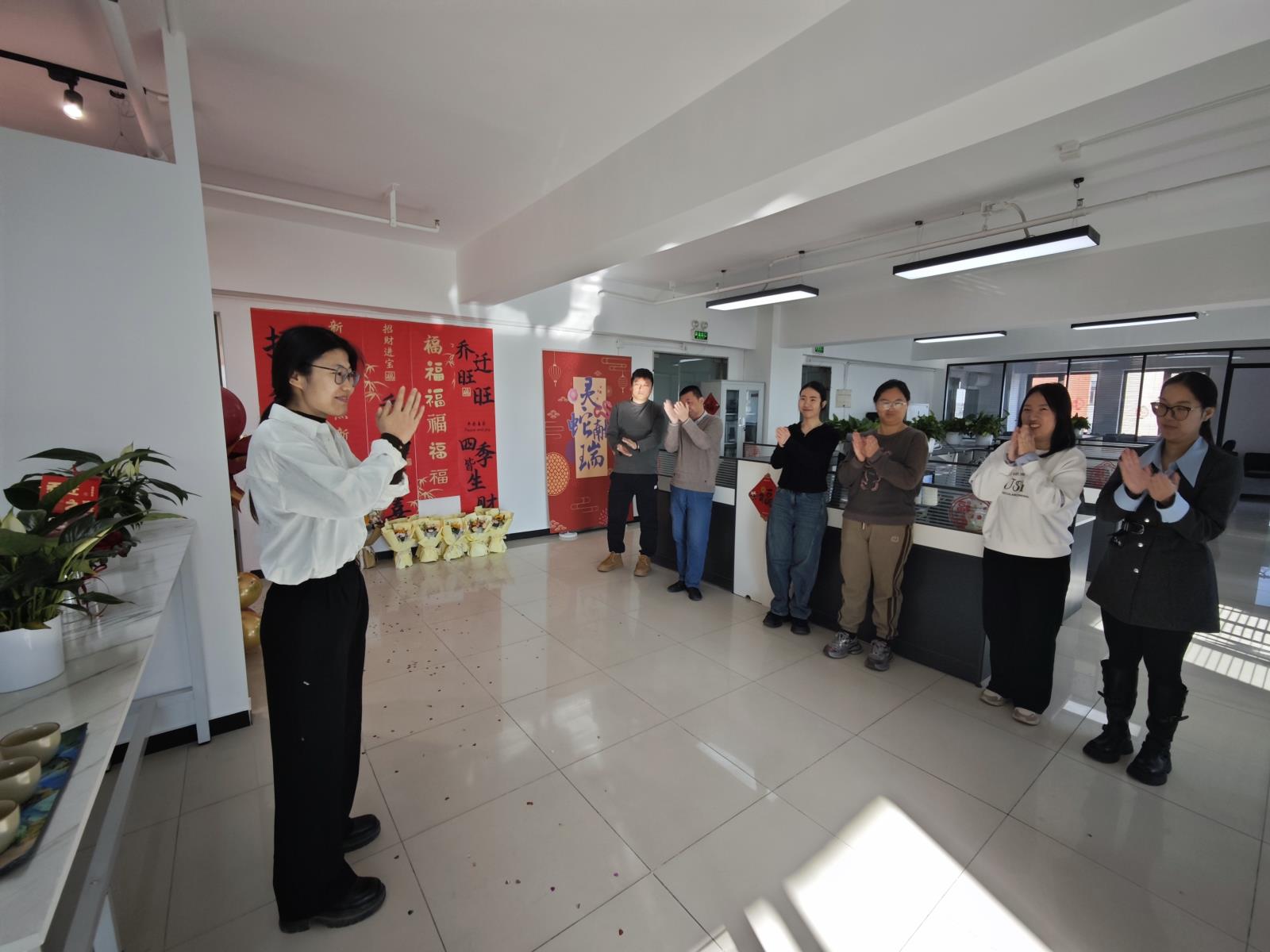 建研荣骏乔迁仪式.jpg